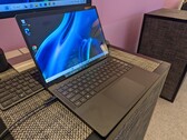 HP Dragonfly Pro laptop rövid értékelés: Az AMD Ryzen 7 7736U figyelemfelkeltő