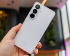 A Galaxy S26 kamerájának elrendezése, amelyet a pletykák szerint az S27-es sorozat is átvesz (az Ultra kivételével)