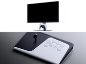 PlayStation játékmonitor (fent), FlexStrike harci bot (lent).