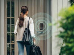 Az Aqara Smart Lock U400 az otthonon kívül látható (Kép forrása: Aqara PR)