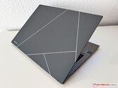 Asus Zenbook S 13 OLED 2023 rövid értékelés - A világ legvékonyabb OLED ultrabookja világszerte küzd az idegesítő ventilátorokkal