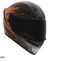AGV K1 S Street Fighter 6 Ken motoros bukósisak fekete, szürke és lángmintás grafikával.