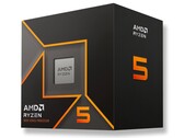 AMD Ryzen 5 9000 sorozatú CPU csomagolása. (Kép forrása: AMD)