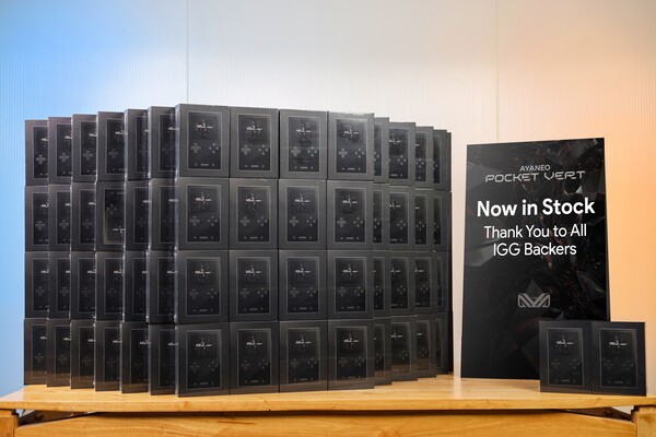 Az Ayaneo azt mondja, hogy most már elegendő készlettel rendelkezik ahhoz, hogy hamarosan megkezdhesse a szállítást a támogatóknak. (Kép forrása: Ayaneo)