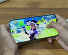 A játékteljesítmény nem túl lenyűgöző a korai játéktesztben. Képeken: Pixel 10 XL a Genshin Impact futtatásával. (Kép forrása: TechDroid)