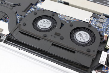 Nem észlelünk elektronikus zajt vagy tekercs nyöszörgést a tesztkészülékünkön