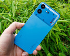 Szép, megfizethető, de visszafogott – Nothing Phone (4b) teszt