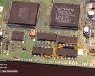 Egy PlayStation 1, 16 MB RAM-mal bővítve