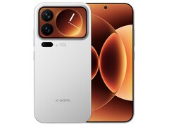 A Xiaomi 17 Pro Max egy 7500 mAh-s szilícium-szén akkumulátorral rendelkezik, amely 100 W-on tölthető. (Kép forrása: Xiaomi)