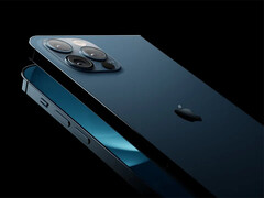 Az iPhone Fold várhatóan a Galaxy Z Fold8 kihívója lesz, nem pedig a Galaxy Z Fold7. (Kép forrása: ConceptsiPhone)