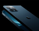 Az iPhone Fold várhatóan a Galaxy Z Fold8 kihívója lesz, nem pedig a Galaxy Z Fold7. (Kép forrása: ConceptsiPhone)