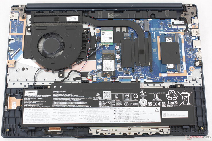 IdeaPad Slim 3 15IRH10R alaplap