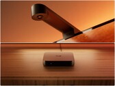 Philips Hue Play Screen Sync fisheye kamerával (fent) és Play HDMI sync box 4K-val (lent).