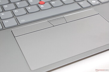 Egyike azon kevés laptopmodelleknek, amelyek kétféle érintőkijelző-stílust konfigurálhatnak