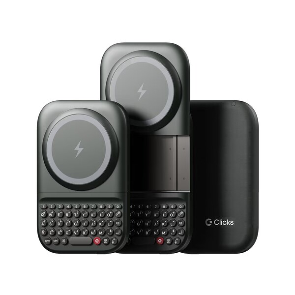 A Clicks Power Keyboard vezeték nélküli töltőegységként is használható. (Kép forrása: Clicks)