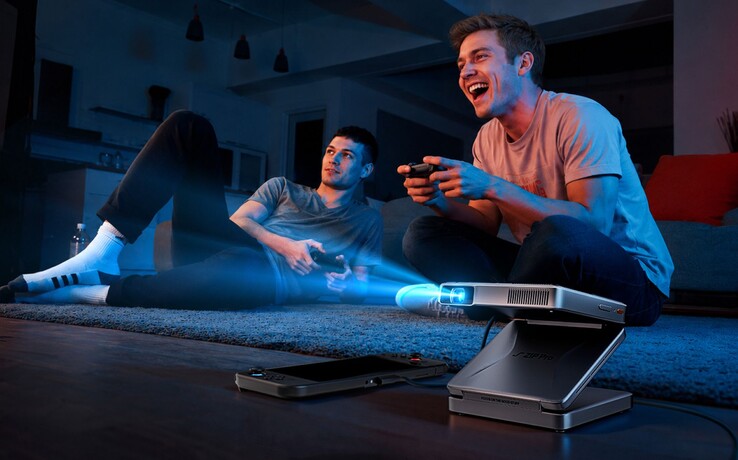 Az Aurzen Zip Pro háromszögletű projektor csatlakoztatható a Nintendo Switchhez.