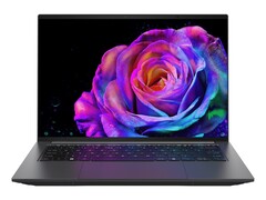 Az Acer Swift X 14 (SFX14-73G) 1,58 kg-os (3,48 font). (Kép forrása: Acer)