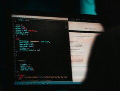 A CrowdStrike jelentése szerint a felhőalapú behatolások 136 százalékkal nőttek az AI-alapú és a vishing-támadások terjedése közepette (Kép forrása: Mika Baumeister, Unsplash)