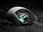 A Logitech G Pro X2 Superstrike szokatlan billentyűkkel és haptikus visszajelzéssel rendelkezik.