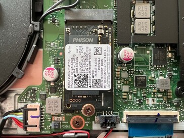 Elsődleges M.2 2242 SSD