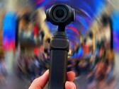 Az Insta360 Luna Pro egyetlen kamerával rendelkezik majd (az Insta360 Luna Ultra szerkesztett képe).