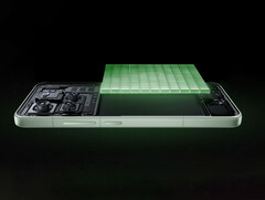 A Xiaomi 15 már viszonylag nagy akkumulátorkapacitással rendelkezik a méretét tekintve. (Kép forrása: Xiaomi - szerk.)