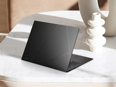 Az Asus a legújabb 14 hüvelykes laptopját körülbelül 17 órás akkumulátor-üzemidőre értékeli.