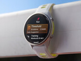A Garmin két Forerunner okosórája (FR970 a képen) újabb béta frissítést kap. (Kép forrása: Garmin)