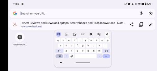 A Gboard az alapértelmezett billentyűzet