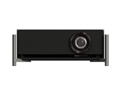 Az Xgimi Titan 4K projektor 5000 lumenes kettős lézermotorral 5 000 000 000:1 kontrasztarányt ér el.
