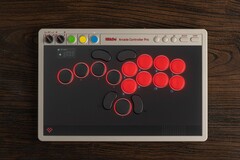 A 8BitDo új Arcade Controller Pro vezérlője beépített kijelzővel rendelkezik, amelyen az Ultimate Software fut.