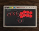 A 8BitDo új Arcade Controller Pro vezérlője beépített kijelzővel rendelkezik, amelyen az Ultimate Software fut.