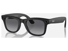 Fekete Ray-Ban Meta Gen 2 elölnézetben fehér háttér előtt, a kamera és a felvételi LED az elülső sarkokban