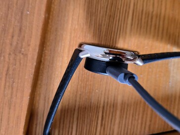 Amazfit Active2: Töltés