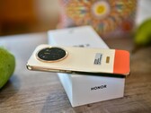 Robusztus és kivételesen hosszú akkumulátor-élettartammal: az Honor X80 Pro Max valami különleges.