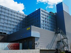 A SoftBank 2 milliárd dolláros Intel-tétje egy sokkal nagyobb öntödei üzletről szóló tárgyalásokat követ. Képeken: Intel D1X oregoni gyár (Kép forrása: Nvidia)