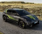 A Kia EV4 GT (a képen) az új GT Wrap felirattal mutatkozott be. (Kép forrása: Kia)
