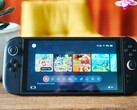 A Nintendo Switch 2 sokkal nagyobb, de ergonomikusabb is, mint elődje. (Kép forrása: Notebookcheck)