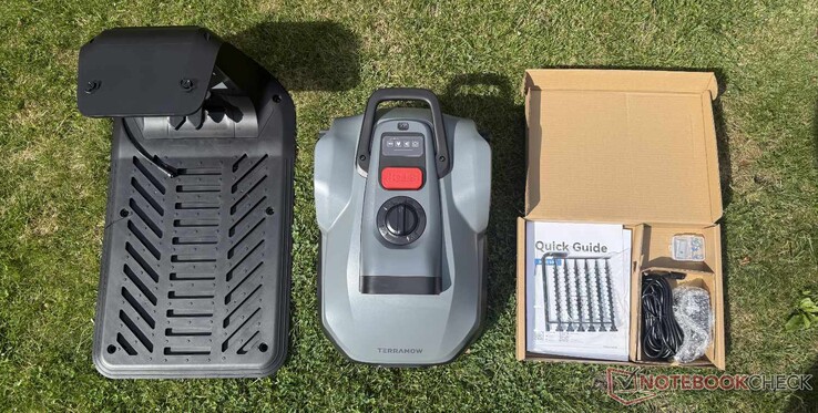 A TerraMow Mini 500 csomag tartalma