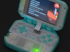 A Pi Tin egy új DIY kézi számítógép (Kép forrása: jackw01, soaporsalad)