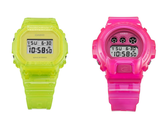 A képen a Casio G-Shock DW-6935-4 a jobb oldalon, és a DW-5635-9 a bal oldalon. (Kép forrása: G-Central)