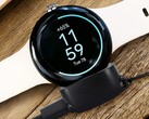 A Wasserstein egy rendkívül kompakt töltőt kínál a Google Pixel Watch 4 készülékhez.