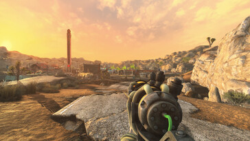 A Long 15 - NCR Expansion képén ugyanaz a város látható FPS nézetben. (Kép forrása: ToxicWhiteout - Nexus Mods)