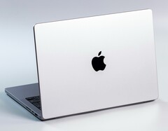 Az áremelés következtében a MacBook Pro jelentősen drágább lett.