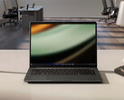 A Pro 7 Series 13 a legvékonyabb Dell Pro laptop, amelyet a vállalat eddig piacra dobott.