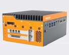 Rengeteg port és hely egy SFF asztali szintű professzionális GPU számára. (Kép forrása: Onlogic)