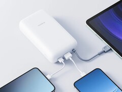 A Xiaomi Power Bank 20000 (integrált kábel) (képünkön) már kapható Spanyolországban. (Kép forrása: Xiaomi)