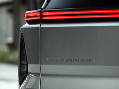 A 2027-es elektromos Toyota Highlander.