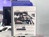 Az Asus az MP13UC e-papír kijelzőt és az ATS01D standot állította ki a Computex 2026 kiállításon.