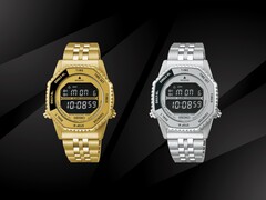 A Seiko Rotocall HFL003P arany és HFL002P rozsdamentes acél változatok egymás mellett, fekete háttér előtt láthatók; mindkettő negatív LCD-kijelzővel, forgatható funkcionális kerettel és beépített rozsdamentes acél karkötővel rendelkezik.